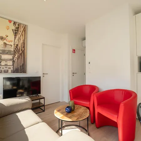 New Dahlia 13 With Parking By Interhome * بريدين